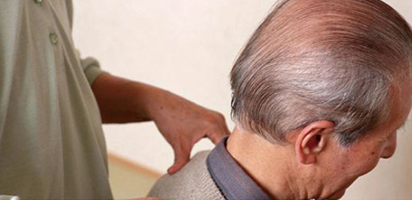 老年人缺牙痛苦 老年人缺牙痛苦